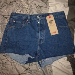 Levi womens shorts